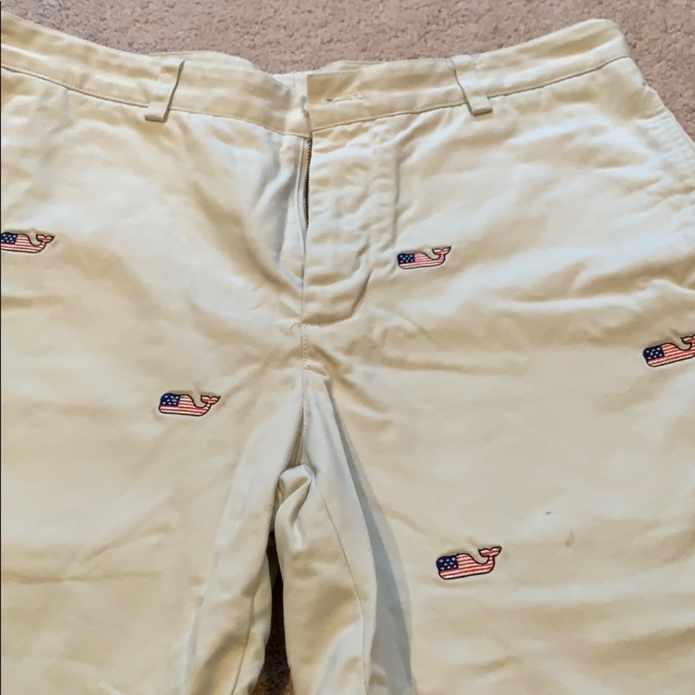 Vineyard Vines 100% cotton chino shorts